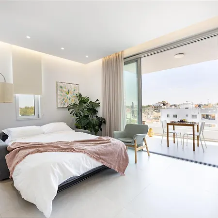 Rodoni Apartment