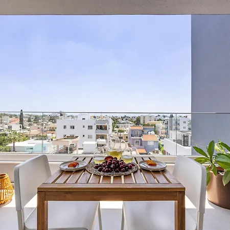 아파트 Rodoni Strovolos